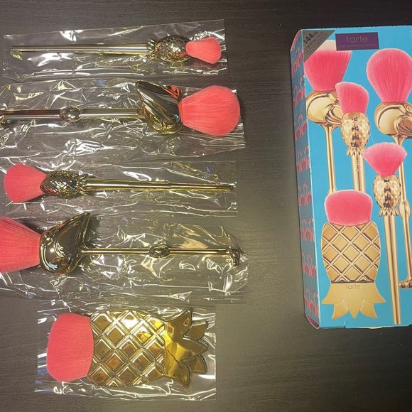 Brand New Tarte Let's Flamingle Limited Edition Brush Set - Picture 2 of 6